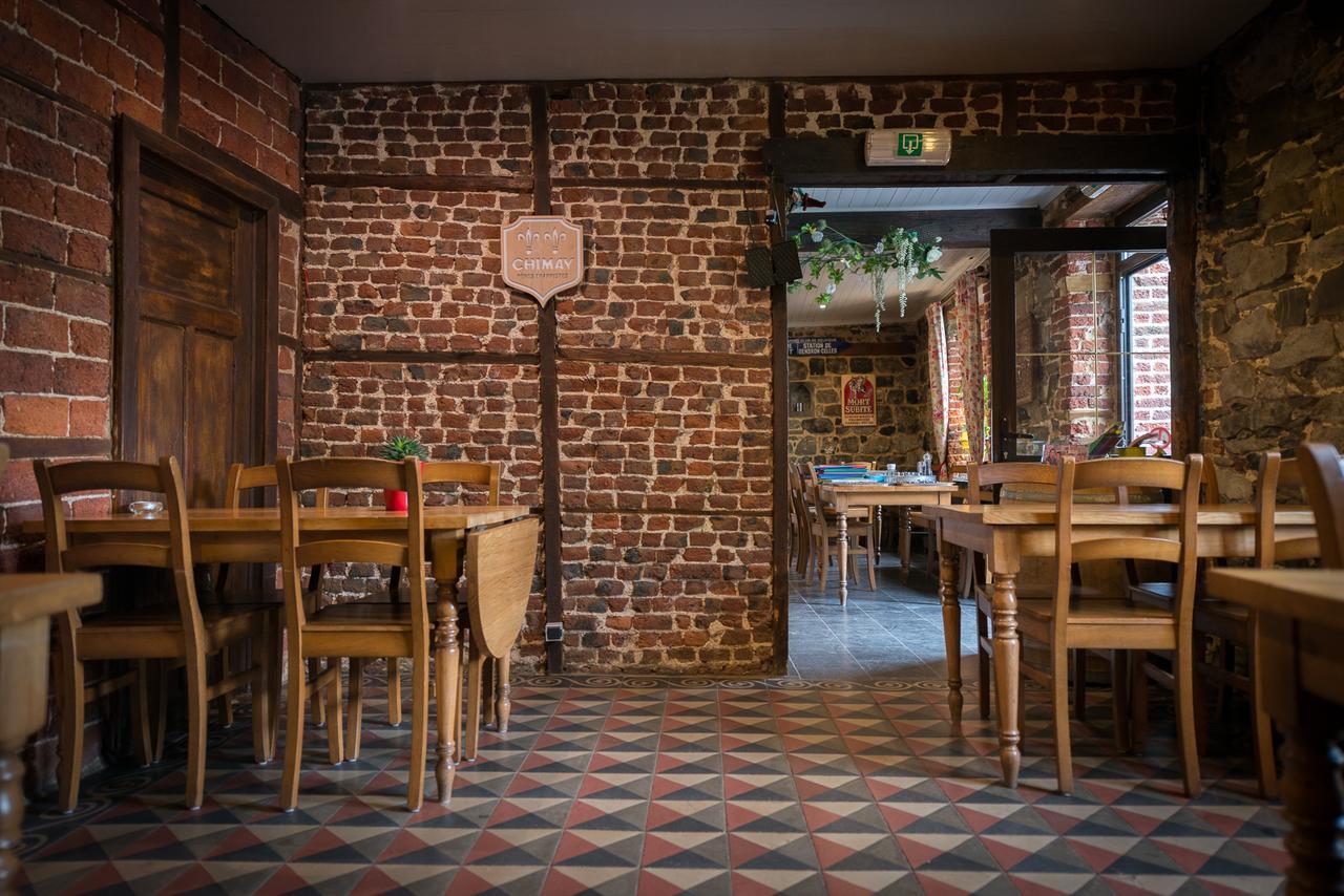 Auberge De La Lesse Celles  Eksteriør billede