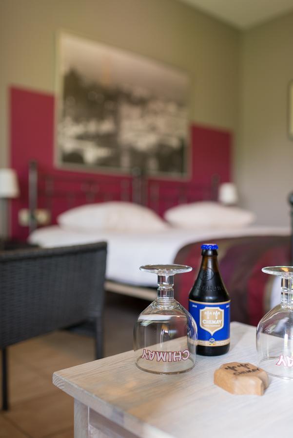 Auberge De La Lesse Celles  Eksteriør billede